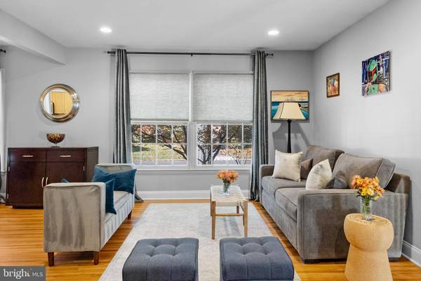 309 HIGHGATE LN, Cherry Hill, NJ 08003