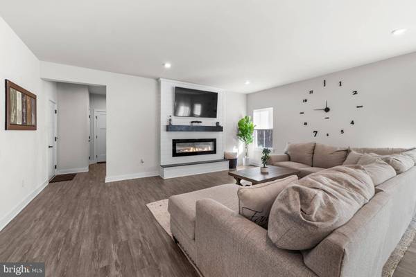 19 GRANDE BLVD, Tabernacle, NJ 08088