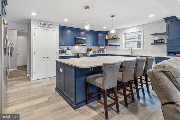 307 HIALEAH DR, Cherry Hill, NJ 08002
