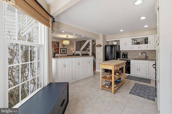 412 SOCIETY HL, Cherry Hill, NJ 08003