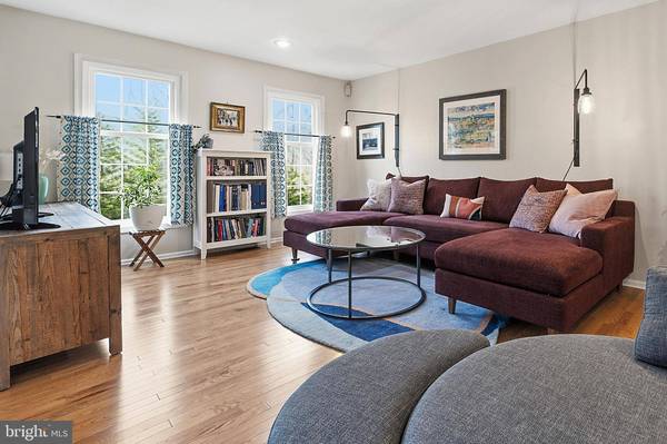 412 SOCIETY HL, Cherry Hill, NJ 08003