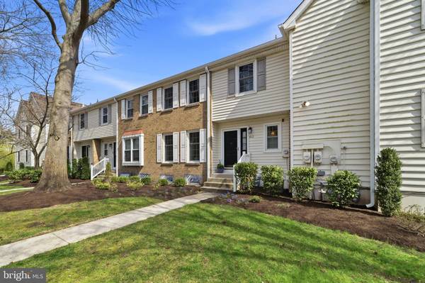 412 SOCIETY HL, Cherry Hill, NJ 08003