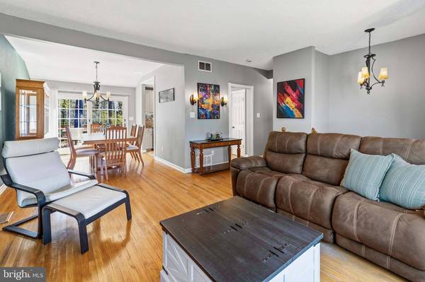 140 POTTER AVE, West Berlin, NJ 08091