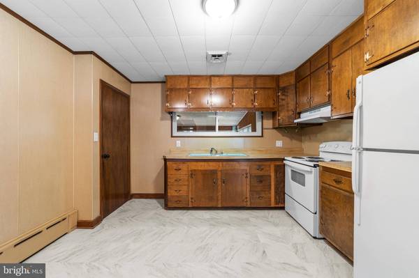 176 AXTELL AVE, Vineland, NJ 08360