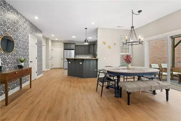 4198 W Bradstreet Ln, Fayetteville, AR 72704