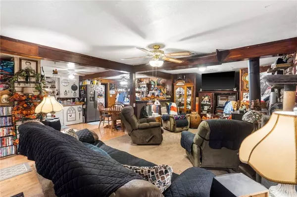 208 W Sycamore St, Fayetteville, AR 72703