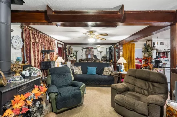 208 W Sycamore St, Fayetteville, AR 72703