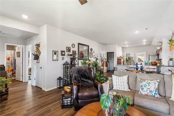 2349 E Buffalo Bnd, Fayetteville, AR 72701