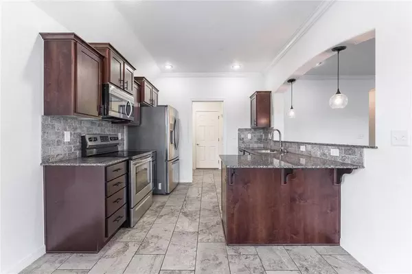 4511 W Wales Dr, Fayetteville, AR 72704