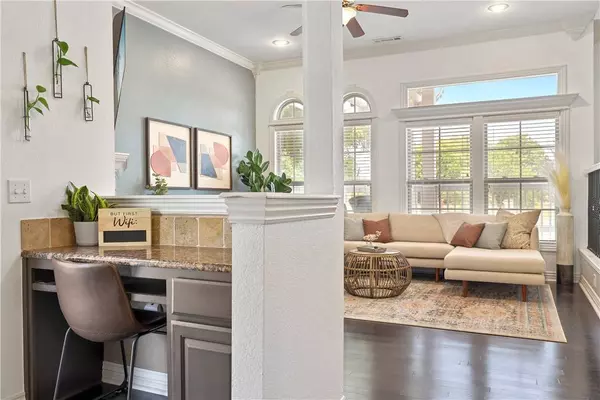 619 N Rupple Rd, Fayetteville, AR 72704