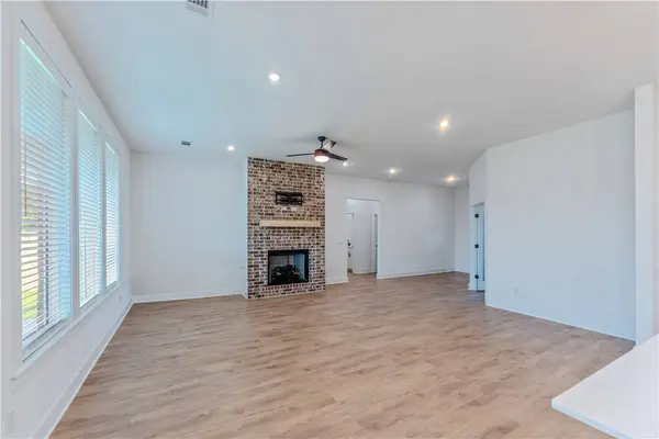 2967 N Grey Squirrel Dr, Fayetteville, AR 72704