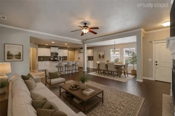 5044 E Talon Trl, Fayetteville, AR 72701