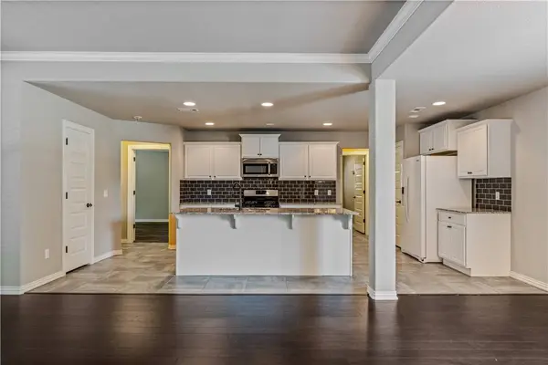 5044 E Talon Trl, Fayetteville, AR 72701