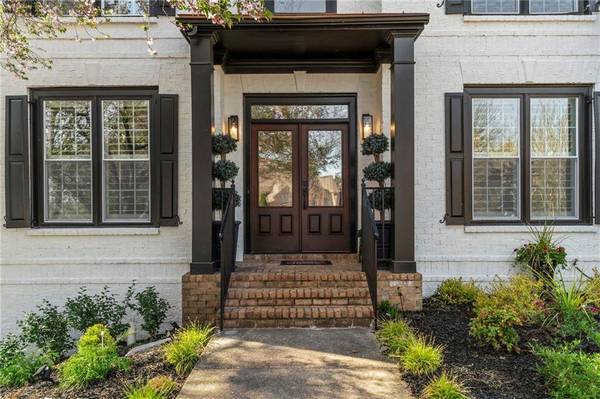 1004 Windermere XING, Cumming, GA 30041