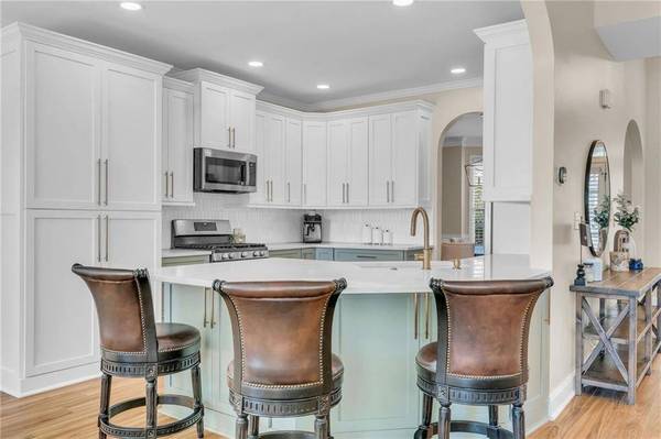 2850 Dartmouth PL, Cumming, GA 30041