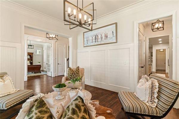 3290 Camellia LN, Suwanee, GA 30024