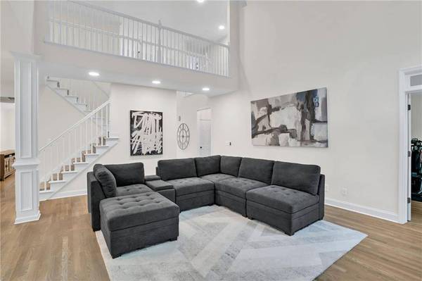 870 River Cliff CT, Suwanee, GA 30024