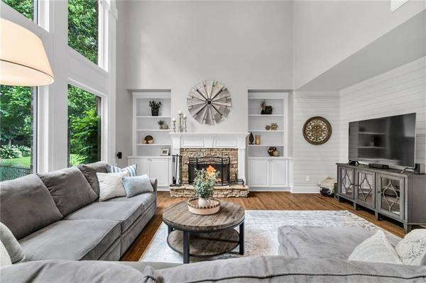 2845 Aquitania LN, Cumming, GA 30040