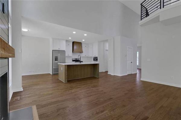 6259 Spring Lake DR, Flowery Branch, GA 30542