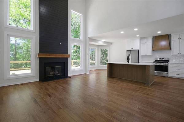 6259 Spring Lake DR, Flowery Branch, GA 30542