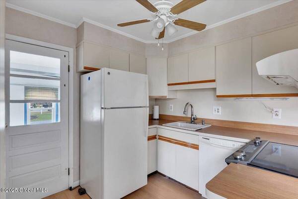 3593 Guilderland Avenue, Rotterdam, NY 12306