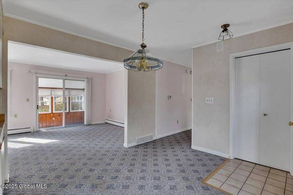 3593 Guilderland Avenue, Rotterdam, NY 12306