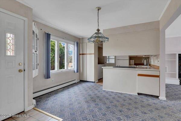 3593 Guilderland Avenue, Rotterdam, NY 12306