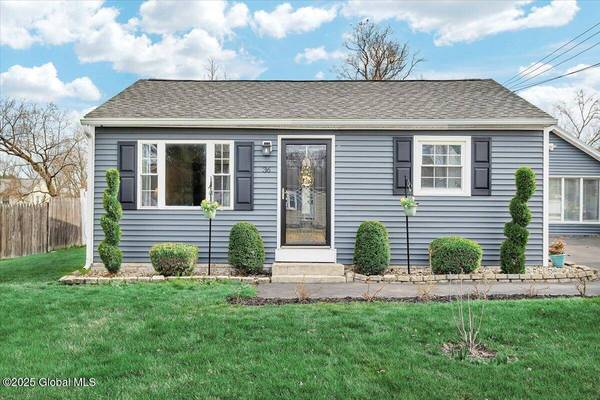 36 Plaske Drive, Colonie, NY 12309