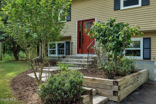 320 Miller Road, Schodack, NY 12061