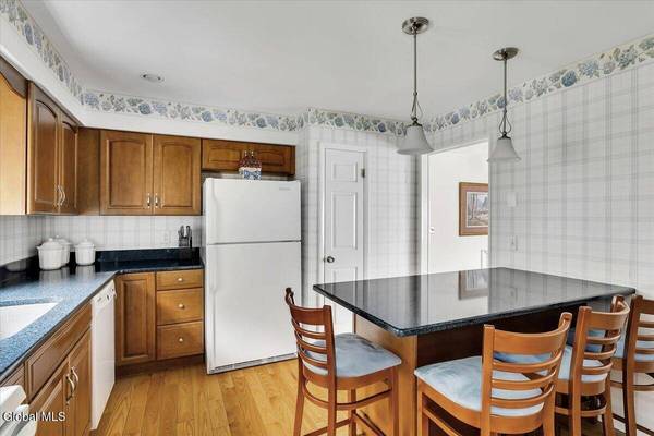 14 Skyline Drive, Colonie, NY 12110