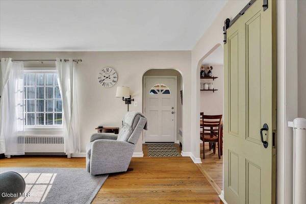 65 Frederick Avenue, Colonie, NY 12205