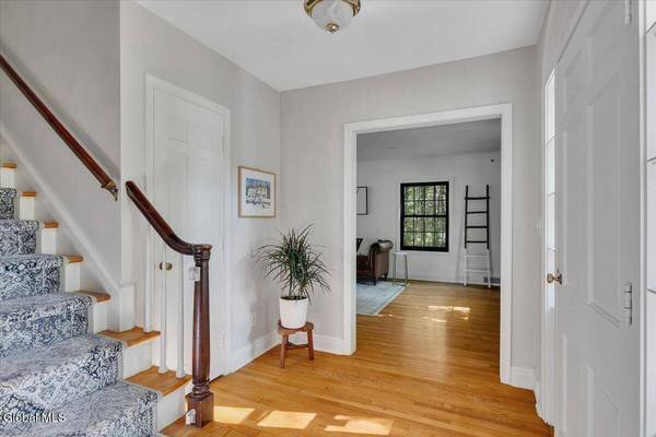 2267 Algonquin Road Road, Niskayuna, NY 12309