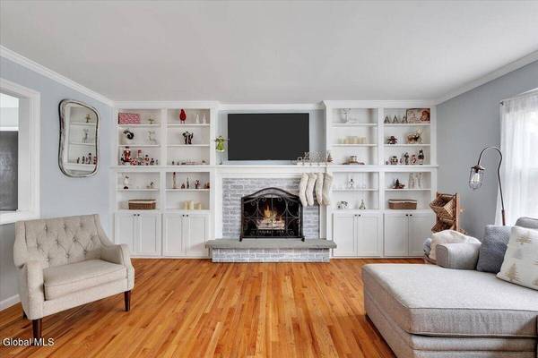 18 Par Del Rio, Clifton Park, NY 12065