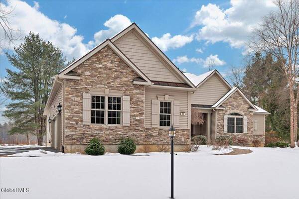 23 Legends Way, Clifton Park, NY 12019