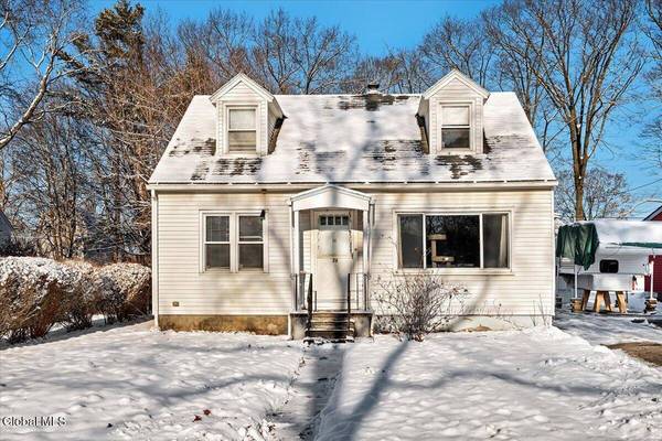 26 Shirley Drive, Schenectady, NY 12304