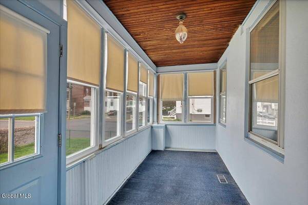 1636 9th Avenue, Watervliet, NY 12189