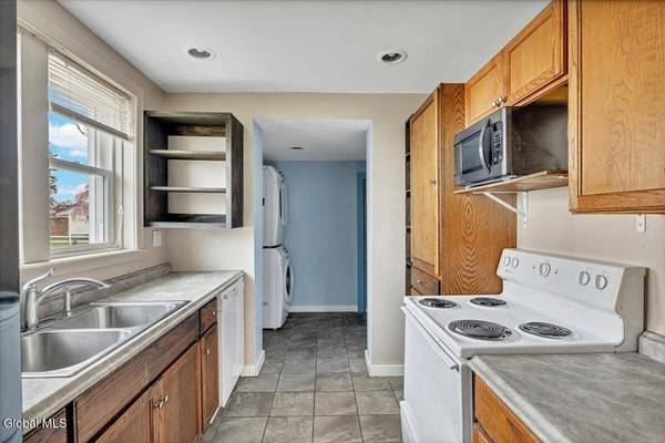 1636 9th Avenue, Watervliet, NY 12189