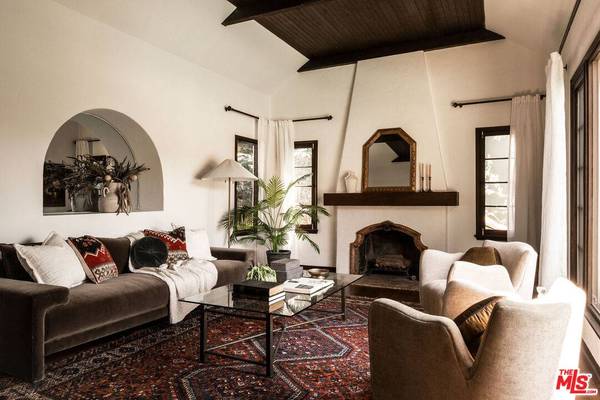 5264 Live Oak View Ave, Los Angeles, CA 90041