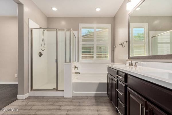 4229 E MESQUITE Street, Gilbert, AZ 85296