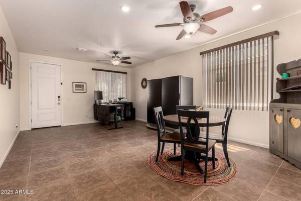 13123 W COTTONTAIL Lane, Peoria, AZ 85383