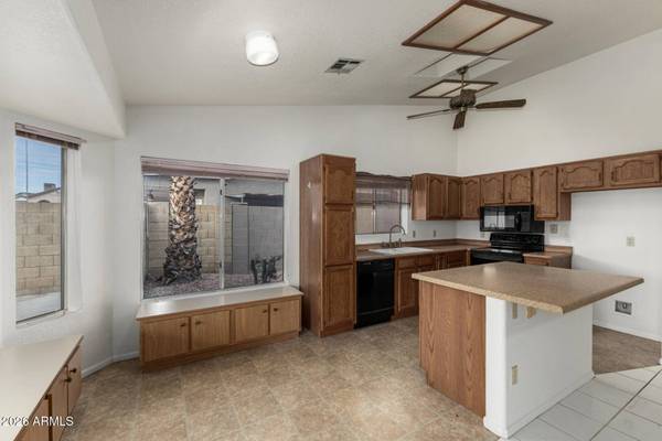 1354 N PLATINA Street, Mesa, AZ 85205