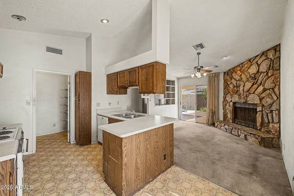 6245 E PRINCESS Drive, Mesa, AZ 85205