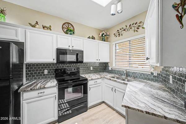5445 E MCKELLIPS Road #21, Mesa, AZ 85215