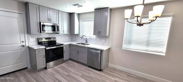1107 N Wedgewood Drive, Mesa, AZ 85203