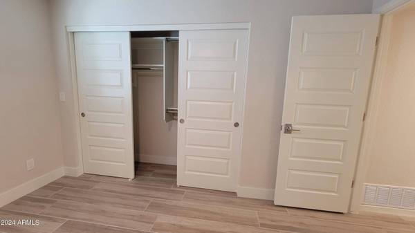 1107 N Wedgewood Drive, Mesa, AZ 85203