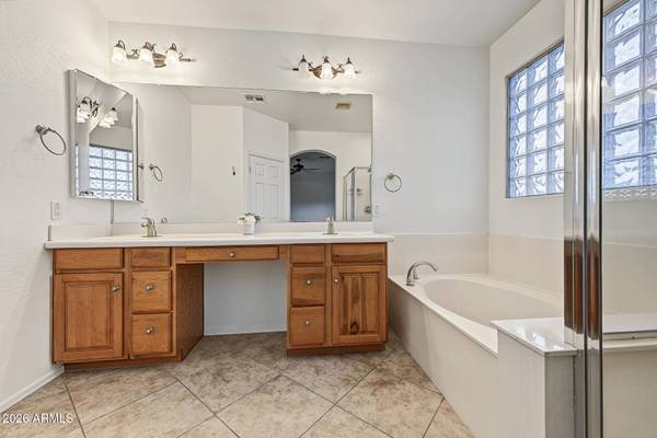 4328 W POWELL Drive, New River, AZ 85087