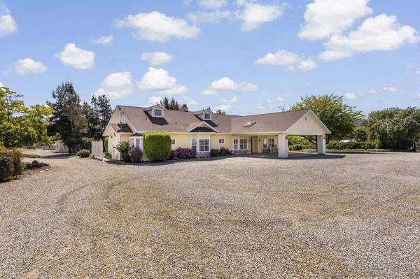 3232 N Twin Oaks Valley Rd, San Marcos, CA 92069