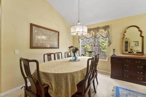 9942 Theresa Ln, Santee, CA 92071