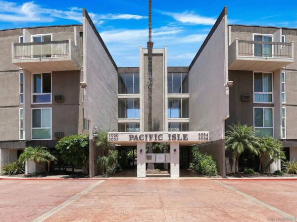 3050 Rue Dorleans #470, San Diego, CA 92110