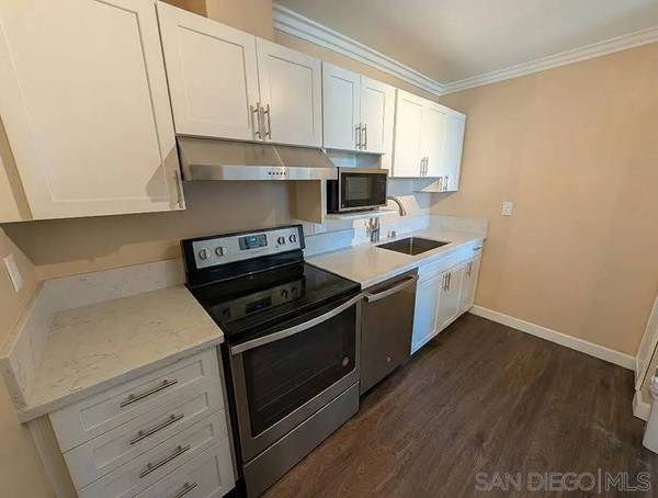 3050 Rue Dorleans #470, San Diego, CA 92110